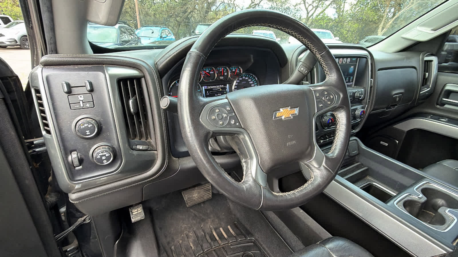 Used 2019 Chevrolet Silverado 3500 LTZ w/ Duramax Plus Package image 10