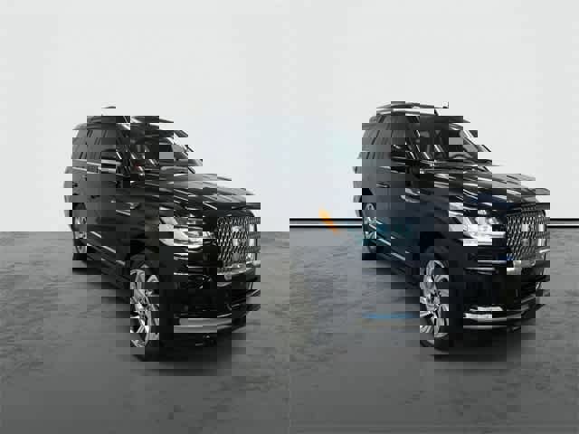 Used 2024 Lincoln Navigator Reserve image 6