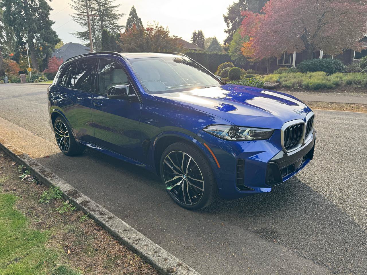 Used 2025 BMW X5 M60i AWD/4WD image 5