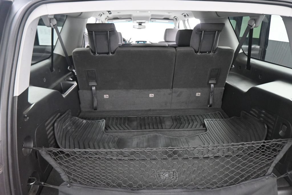 Used 2018 Chevrolet Suburban LS w/ Skid Plate Package AWD/4WD image 42
