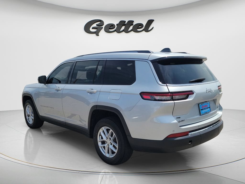 Used 2022 Jeep Grand Cherokee L Laredo w/ Luxury Tech Group I RWD image 7