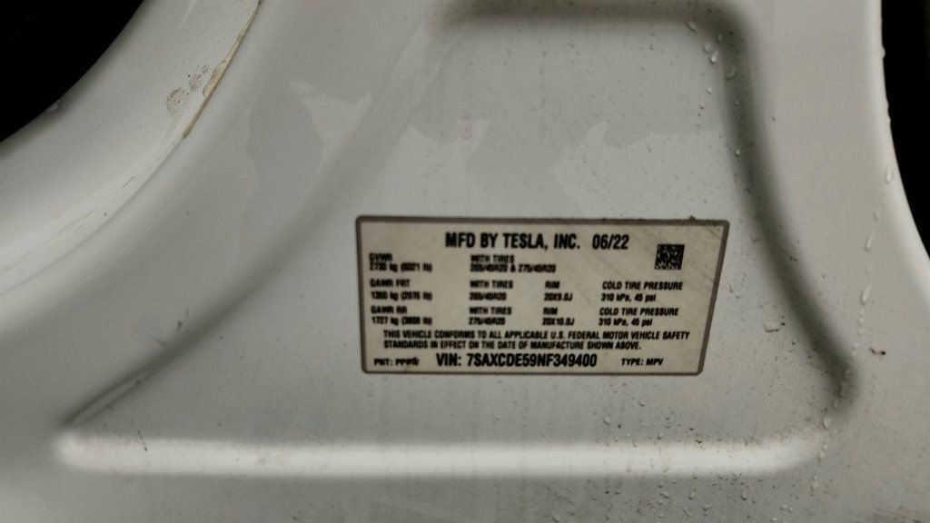 Used 2022 Tesla Model X image 25