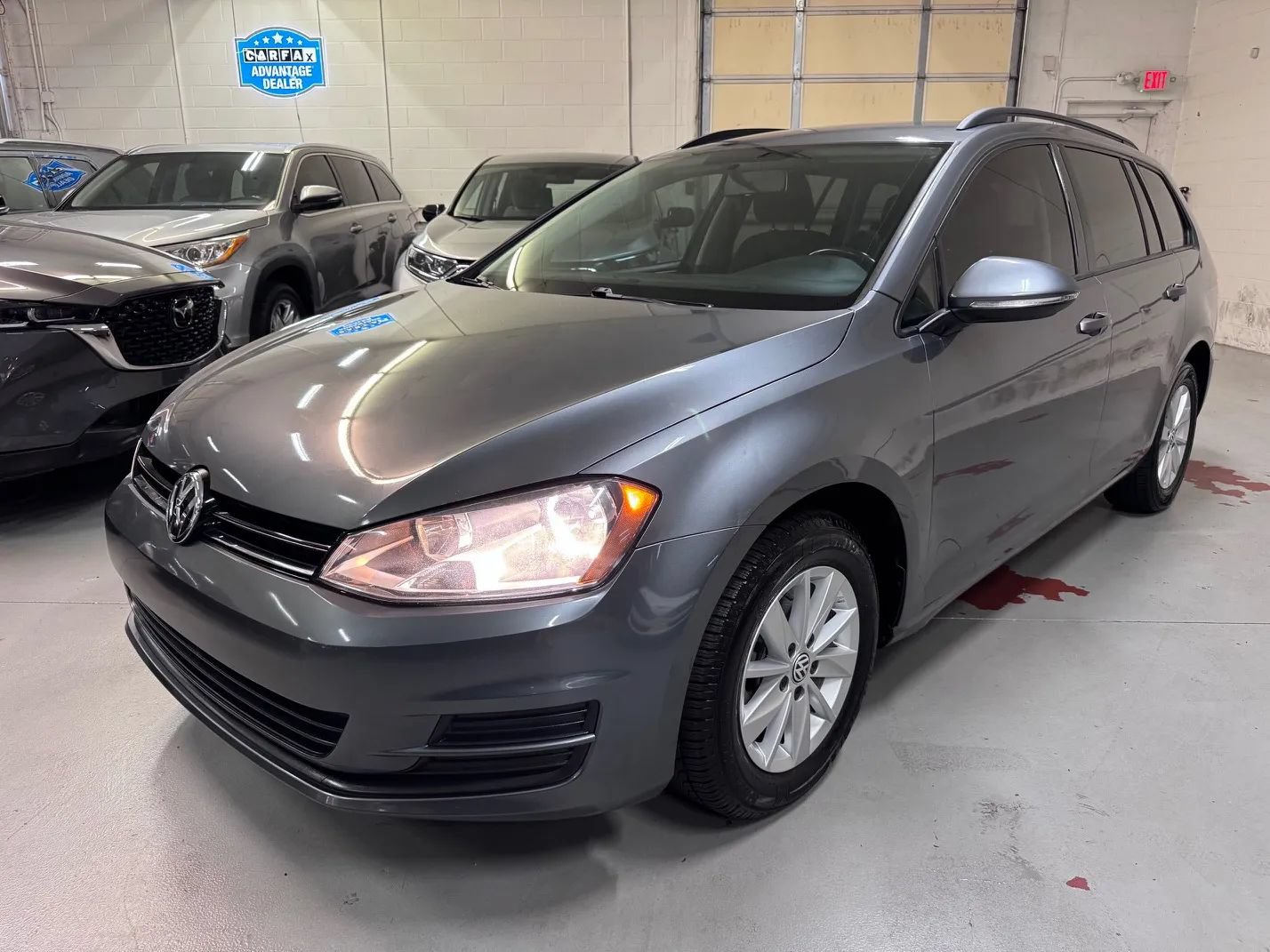 Used 2016 Volkswagen Golf S FWD image 7