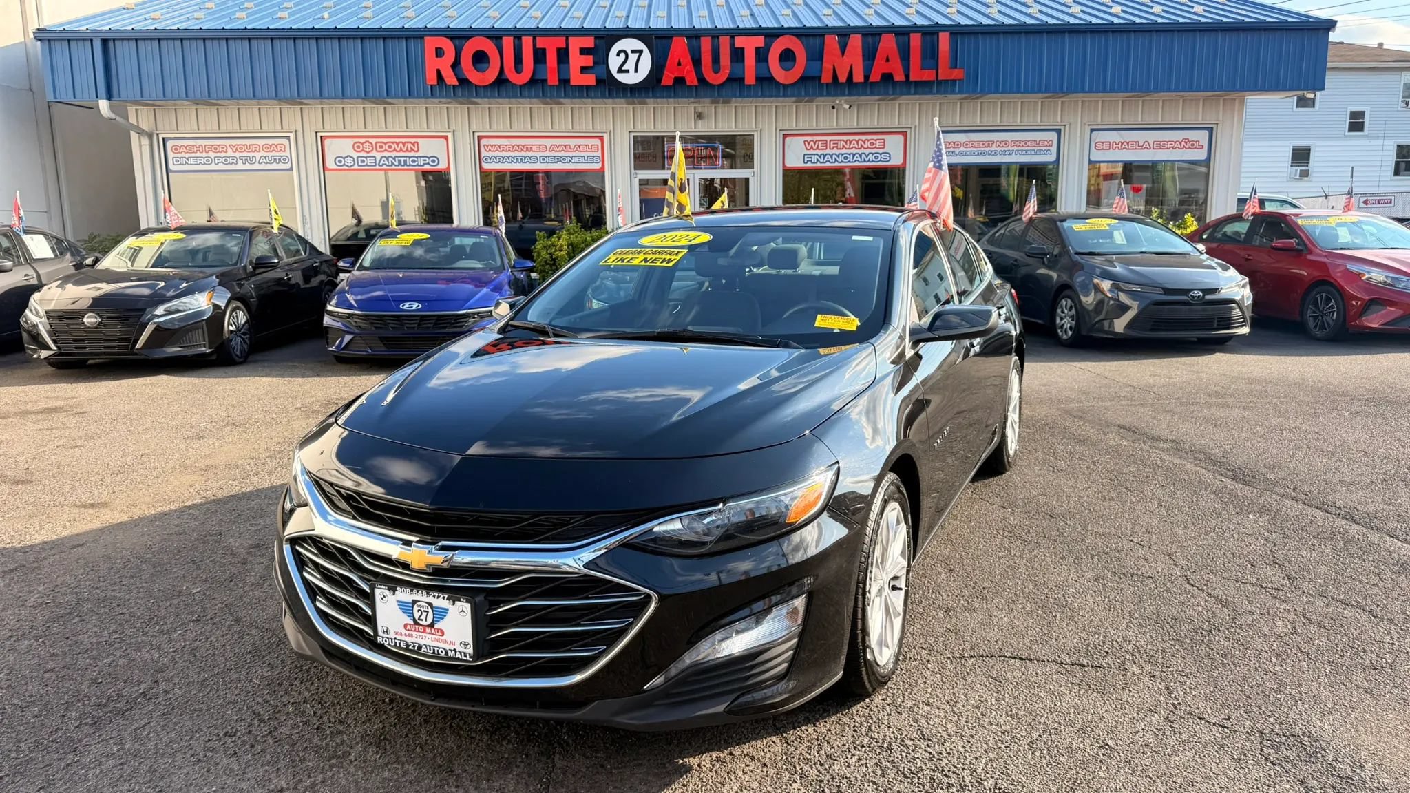 Used 2024 Chevrolet Malibu LT FWD image 1