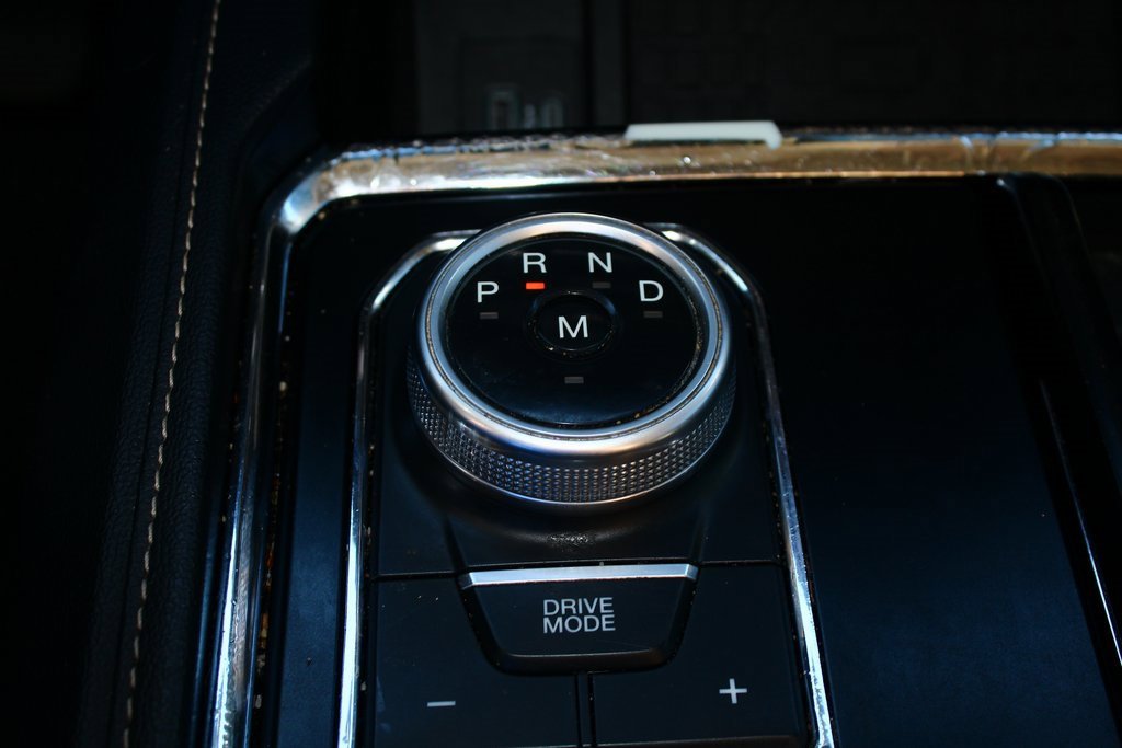 Used 2023 Ford Expedition Max XLT image 19