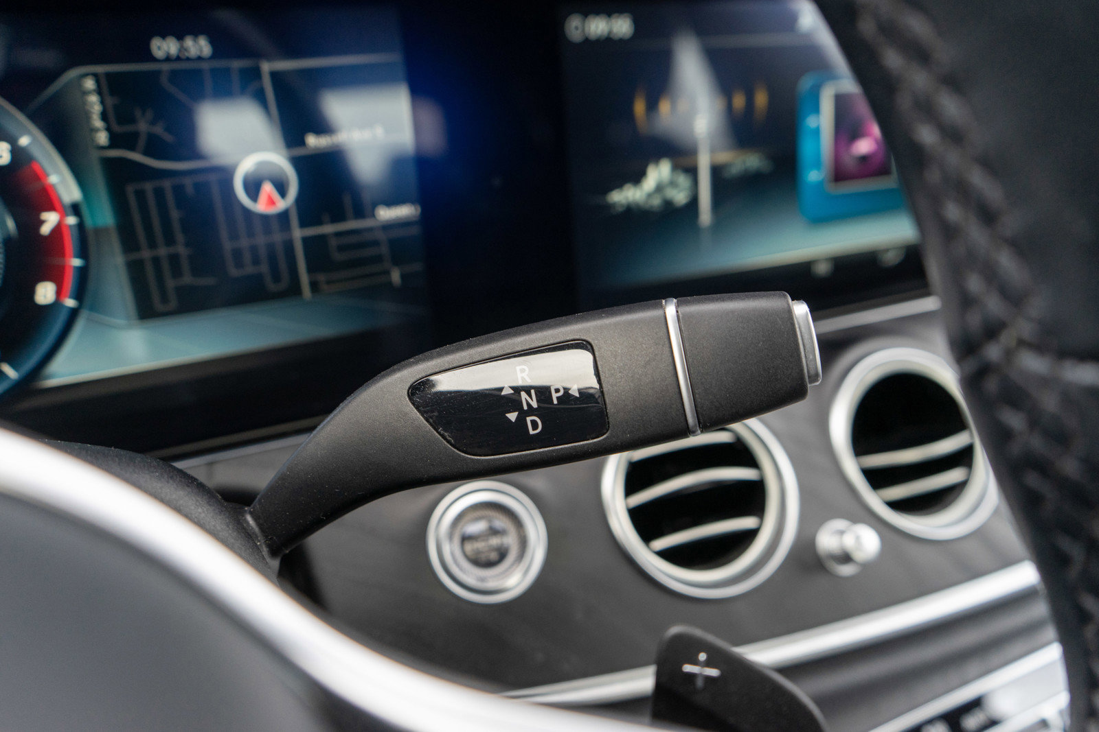 Used 2019 Mercedes-Benz E 300 4MATIC image 24