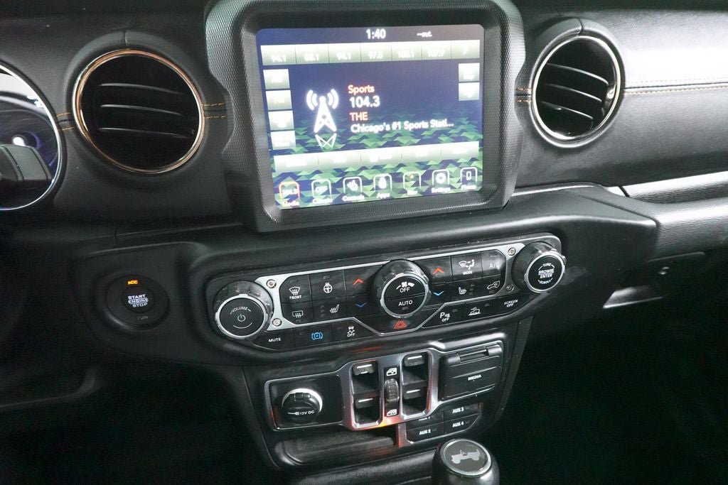 Used 2021 Jeep Wrangler Unlimited Sahara AWD/4WD image 15