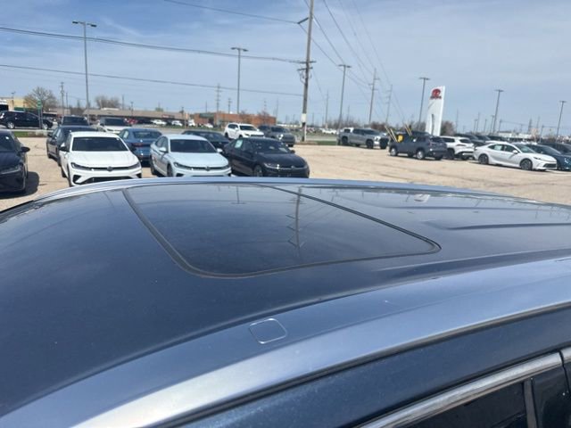 Used 2014 Toyota Highlander Limited image 10