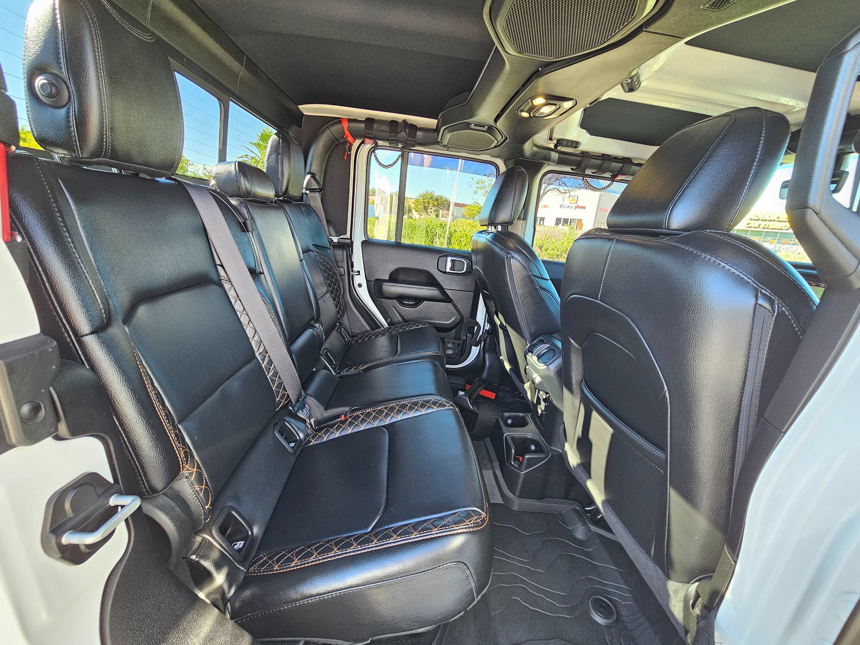 Used 2022 Jeep Gladiator Overland AWD/4WD image 35