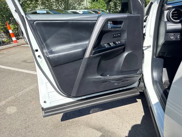 Used 2018 Toyota RAV4 Limited w/ All Weather Liner Package AWD/4WD image 17
