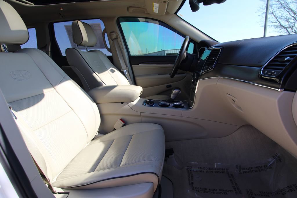 Used 2020 Jeep Grand Cherokee Overland image 8
