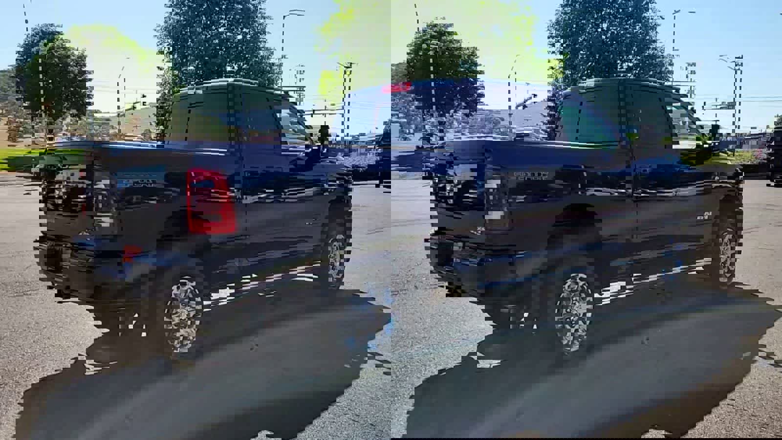 Used 2023 RAM 2500 Big Horn w/ Level B Equipment Group image 8