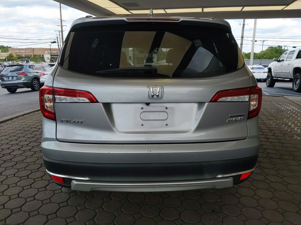 Used 2021 Honda Pilot Touring image 7