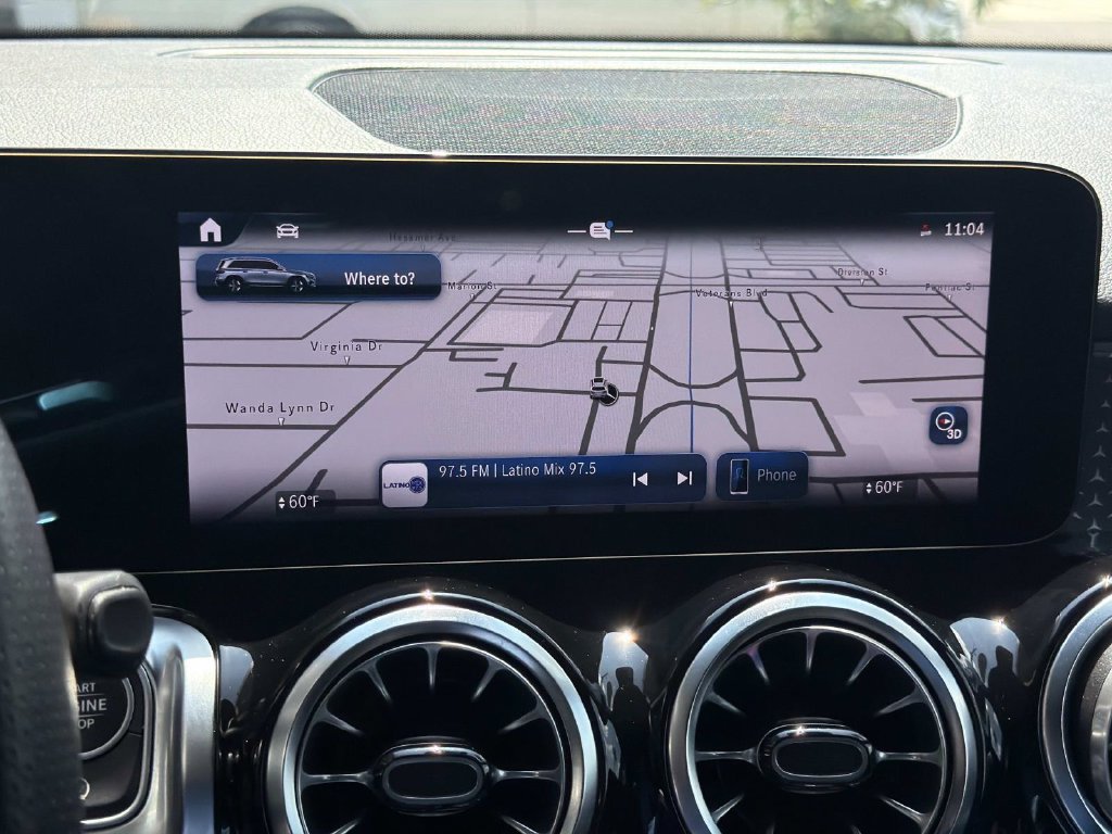 Used 2025 Mercedes-Benz GLB 250 image 25