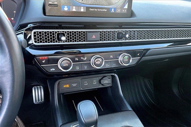 Certified 2025 Honda Civic Sport Touring image 14
