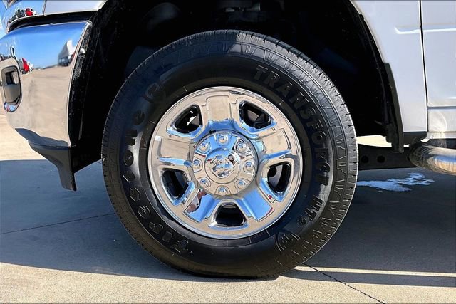 Used 2025 RAM 2500 Tradesman w/ Chrome Appearance Group image 9