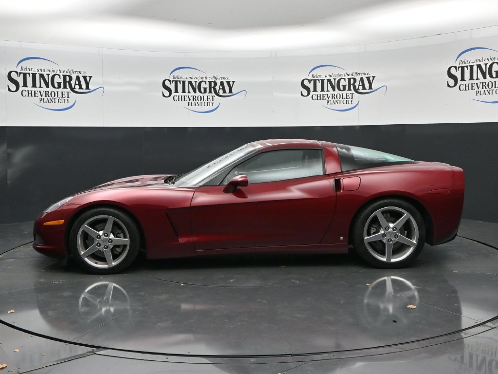 Used 2006 Chevrolet Corvette Coupe w/ Preferred Equipment Group RWD image 4