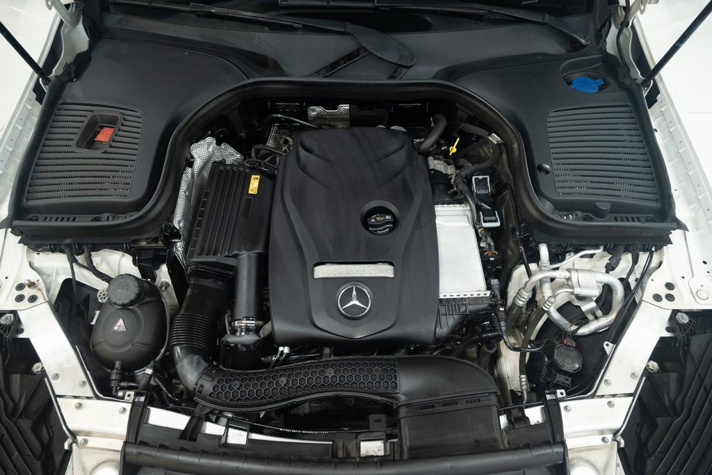 Used 2018 Mercedes-Benz GLC 300 4MATIC image 10