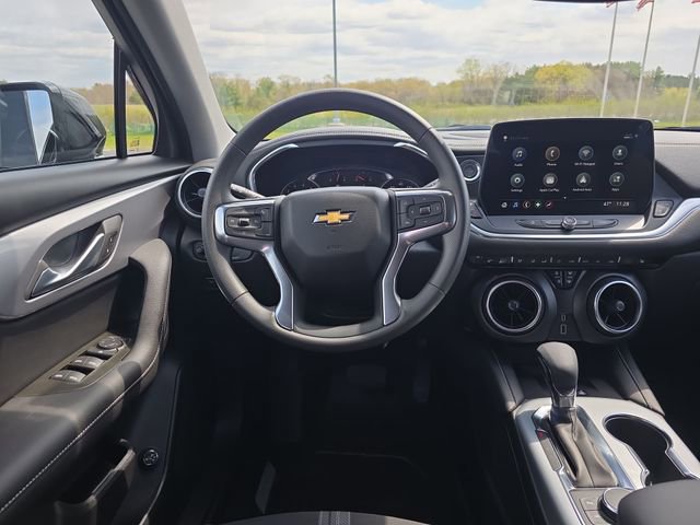 New 2026 Chevrolet Blazer LT w/ Convenience Package AWD/4WD image 13