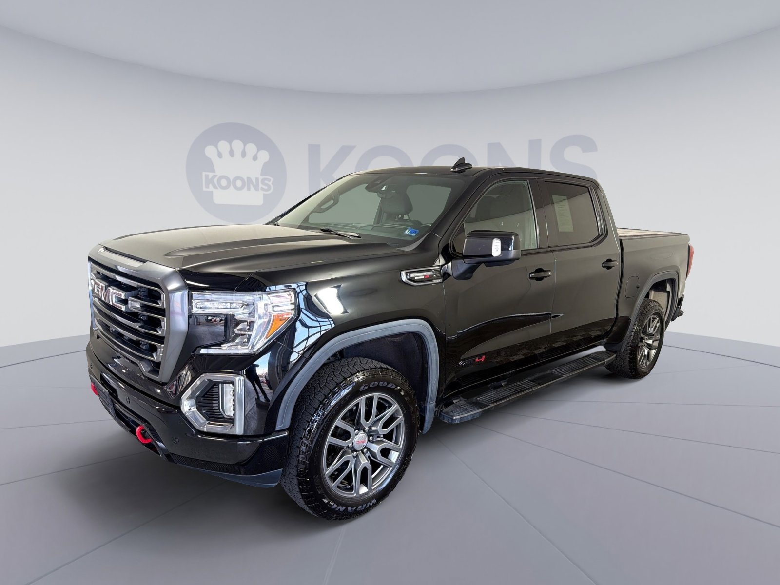 Used 2020 GMC Sierra 1500 AT4 w/ AT4 Premium Package image 1
