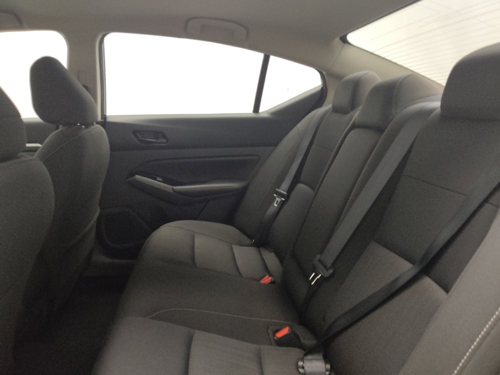 Used 2023 Nissan Altima 2.5 SV image 18