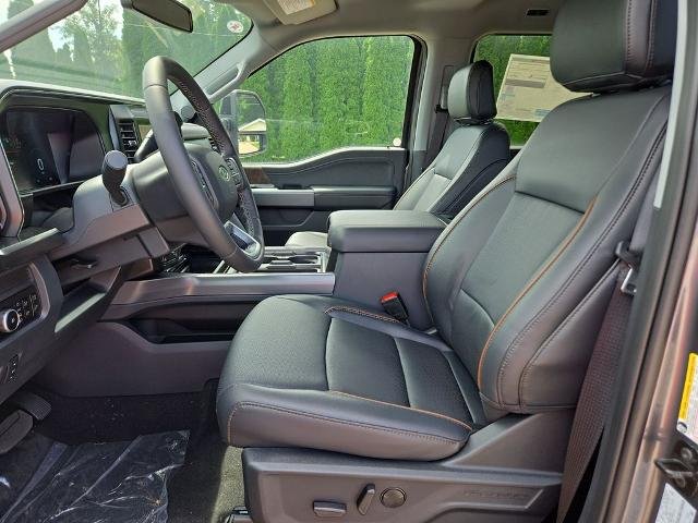 New 2026 Ford F250 Lariat w/ Black Appearance Package AWD/4WD image 32
