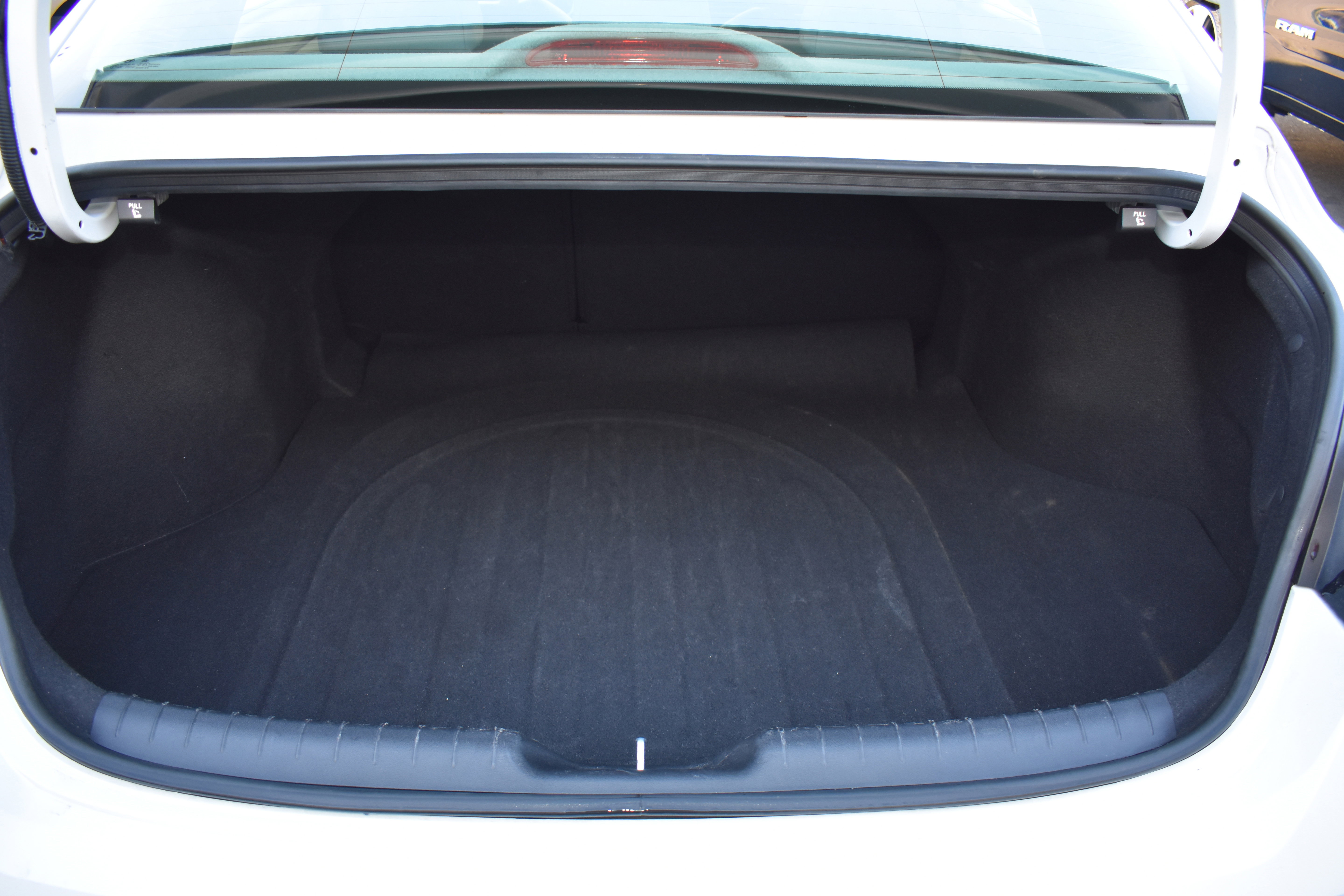 Used 2025 Hyundai Elantra SEL image 34