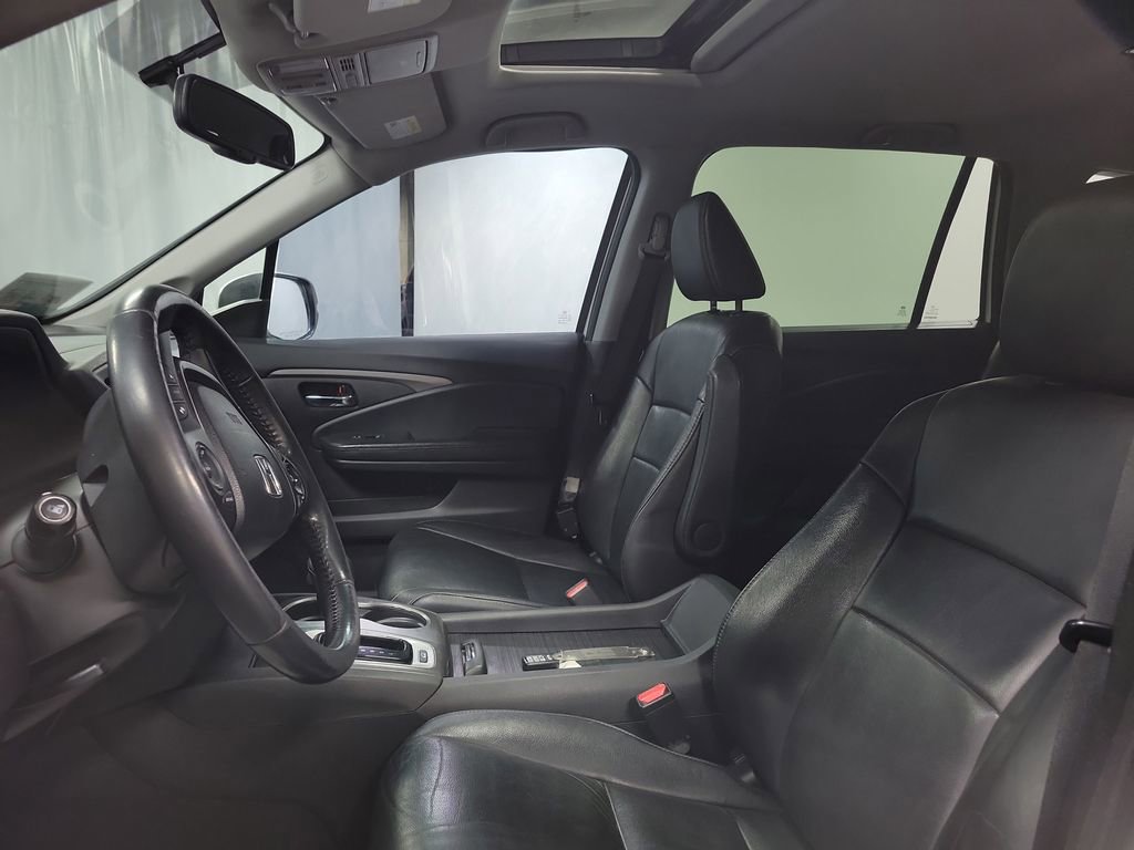 Used 2017 Honda Pilot EX-L image 12
