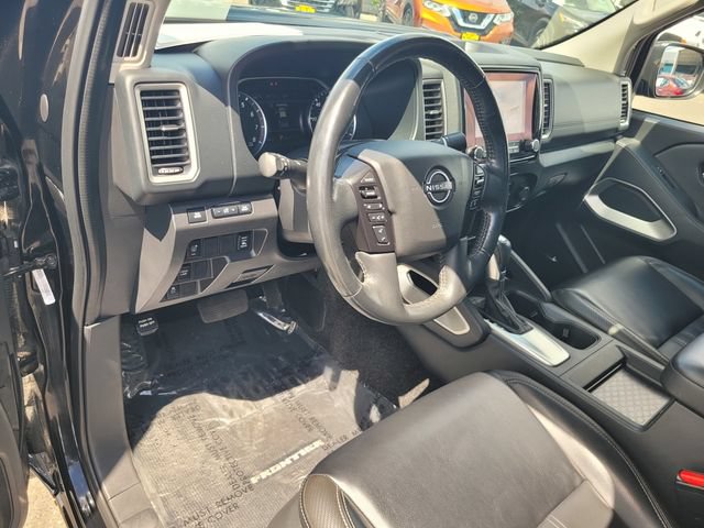 Certified 2022 Nissan Frontier SV w/ SV Premium Package RWD image 12