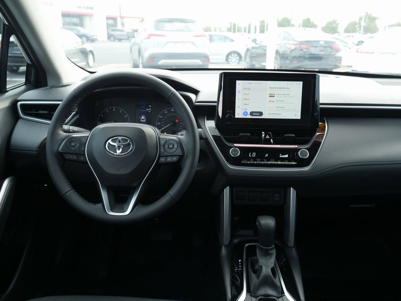 Used 2024 Toyota Corolla Cross LE image 15