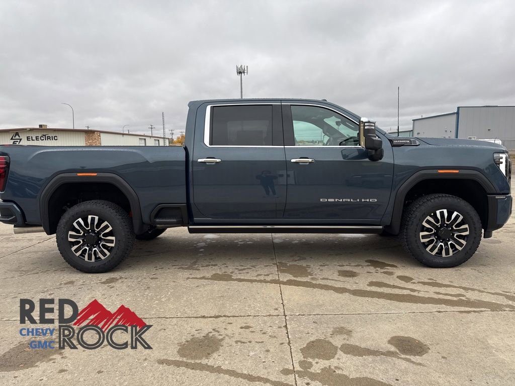 New 2026 GMC Sierra 2500 Denali Ultimate w/ Max Trailering Package image 4