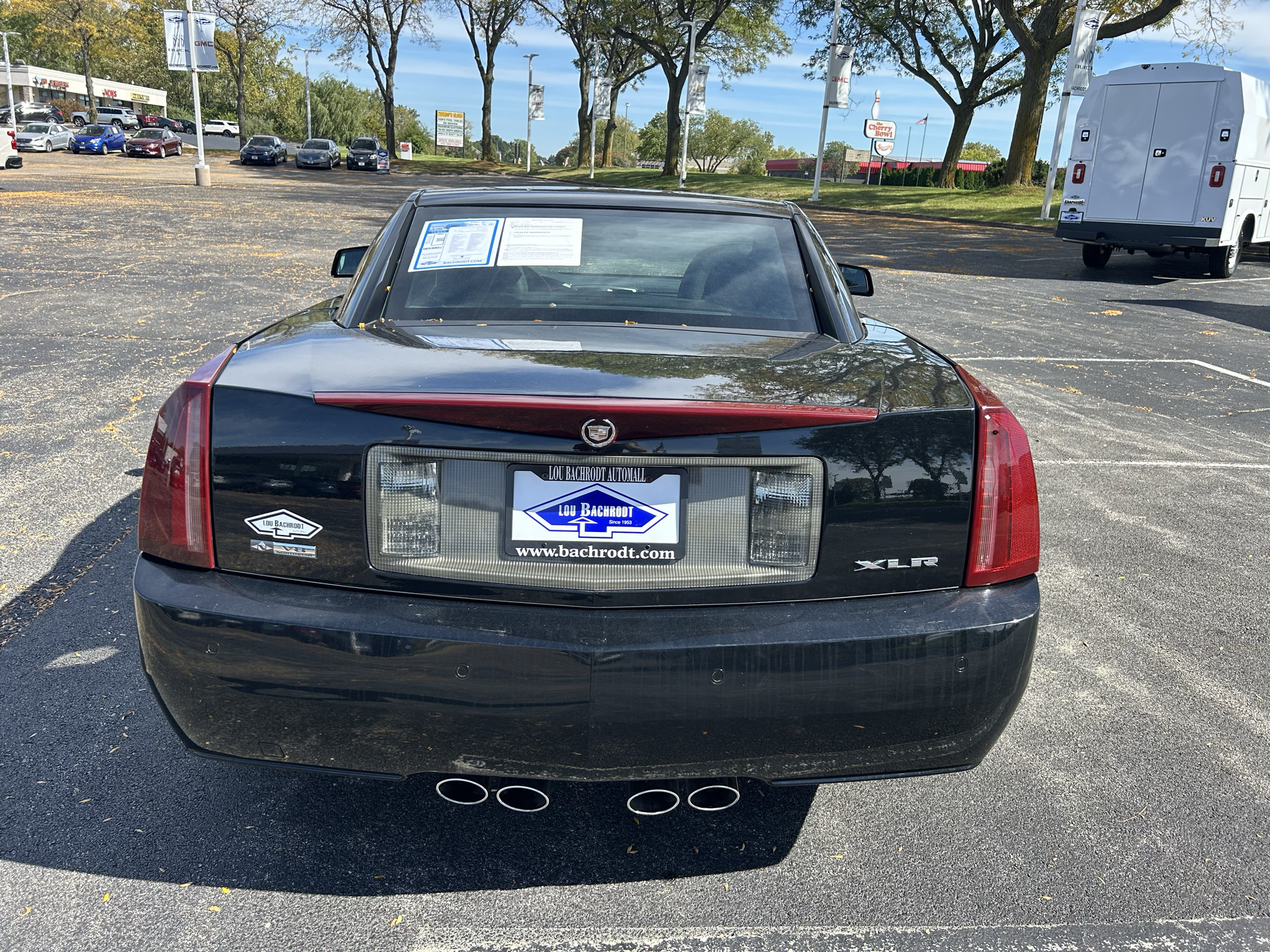 Used 2007 Cadillac XLR RWD image 6
