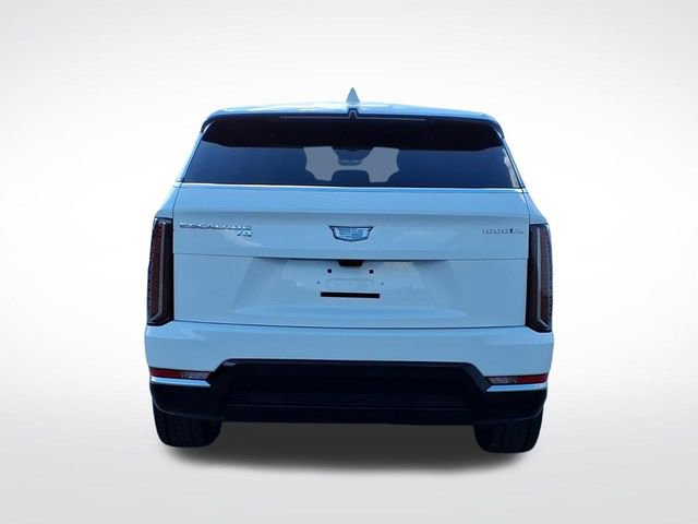 Certified 2025 Cadillac Escalade IQ Luxury 2 w/ LPO, Premium Carpet Package AWD/4WD image 4