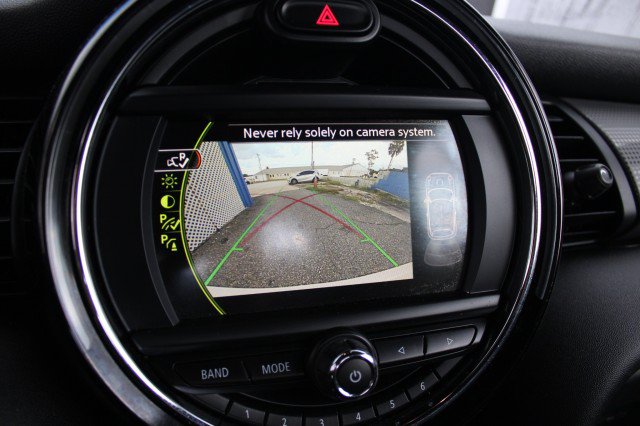 Used 2018 MINI Cooper Convertible FWD image 23