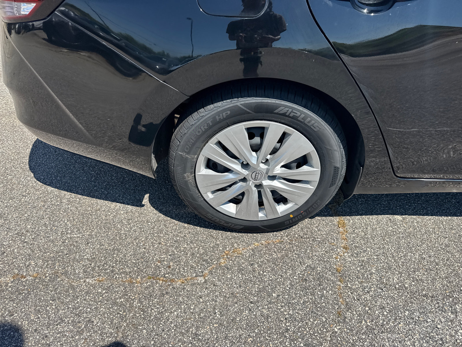 Used 2024 Nissan Sentra S FWD image 17