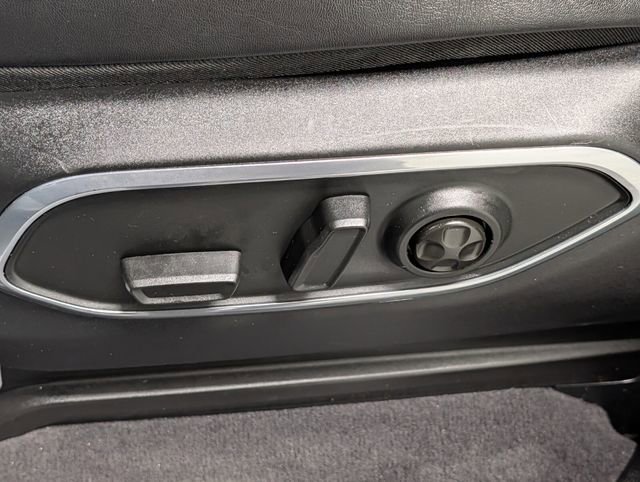 Used 2023 Jeep Wagoneer Series II image 11