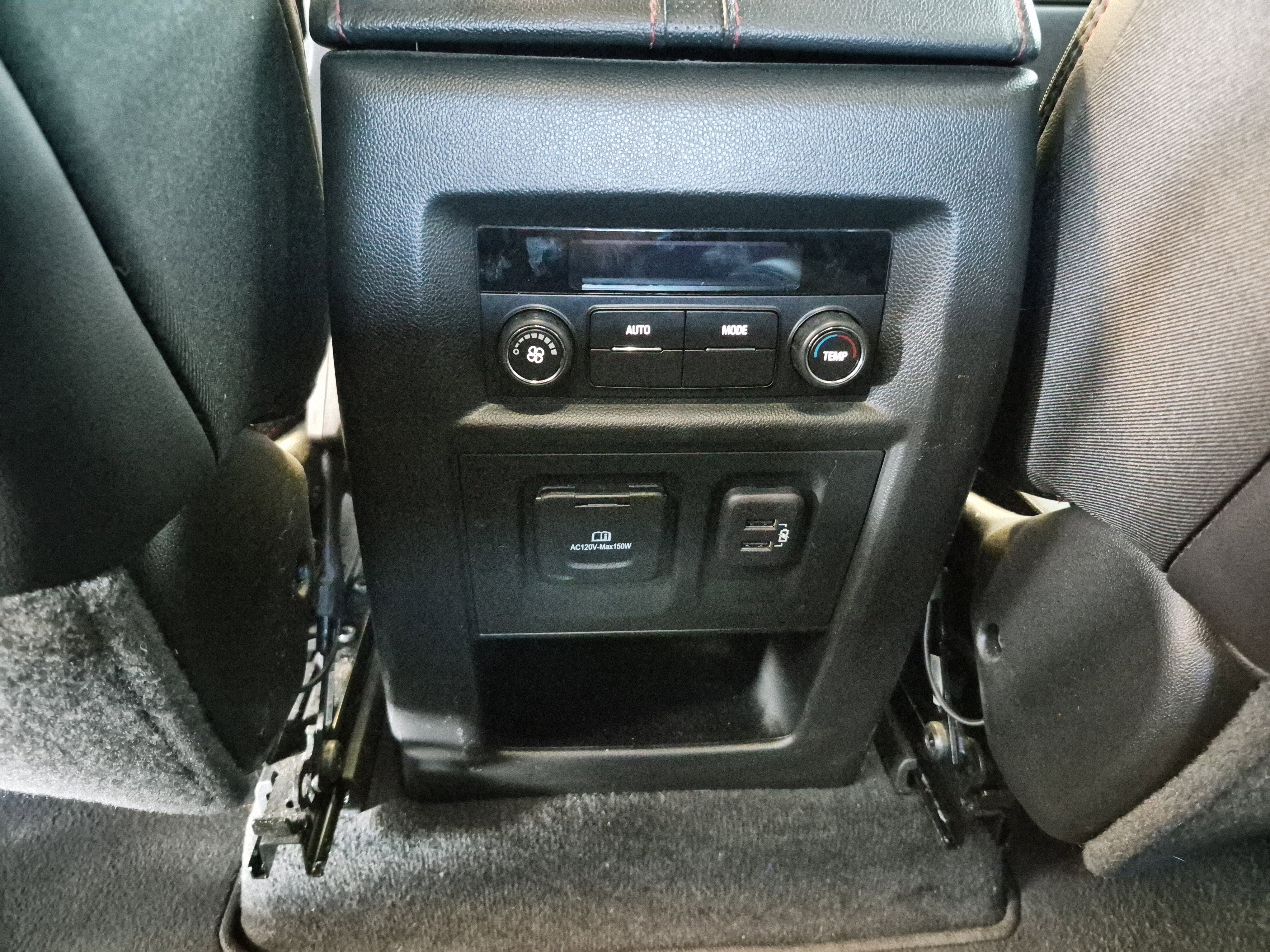 Used 2023 Chevrolet Traverse RS image 20