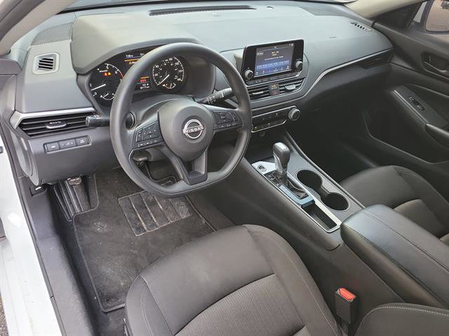 Used 2023 Nissan Altima 2.5 S FWD image 2