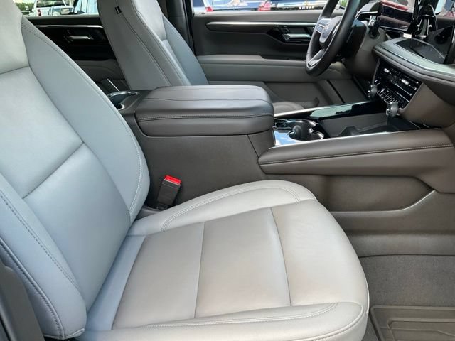 Certified 2025 Chevrolet Suburban LT w/ Comfort Package AWD/4WD image 22