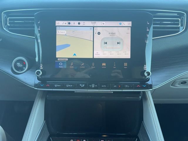 Used 2024 Jeep Wagoneer Series II w/ Flexible Seating Group image 21