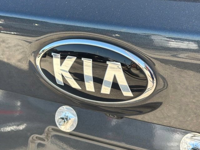 Used 2021 Kia Sorento LX FWD image 13