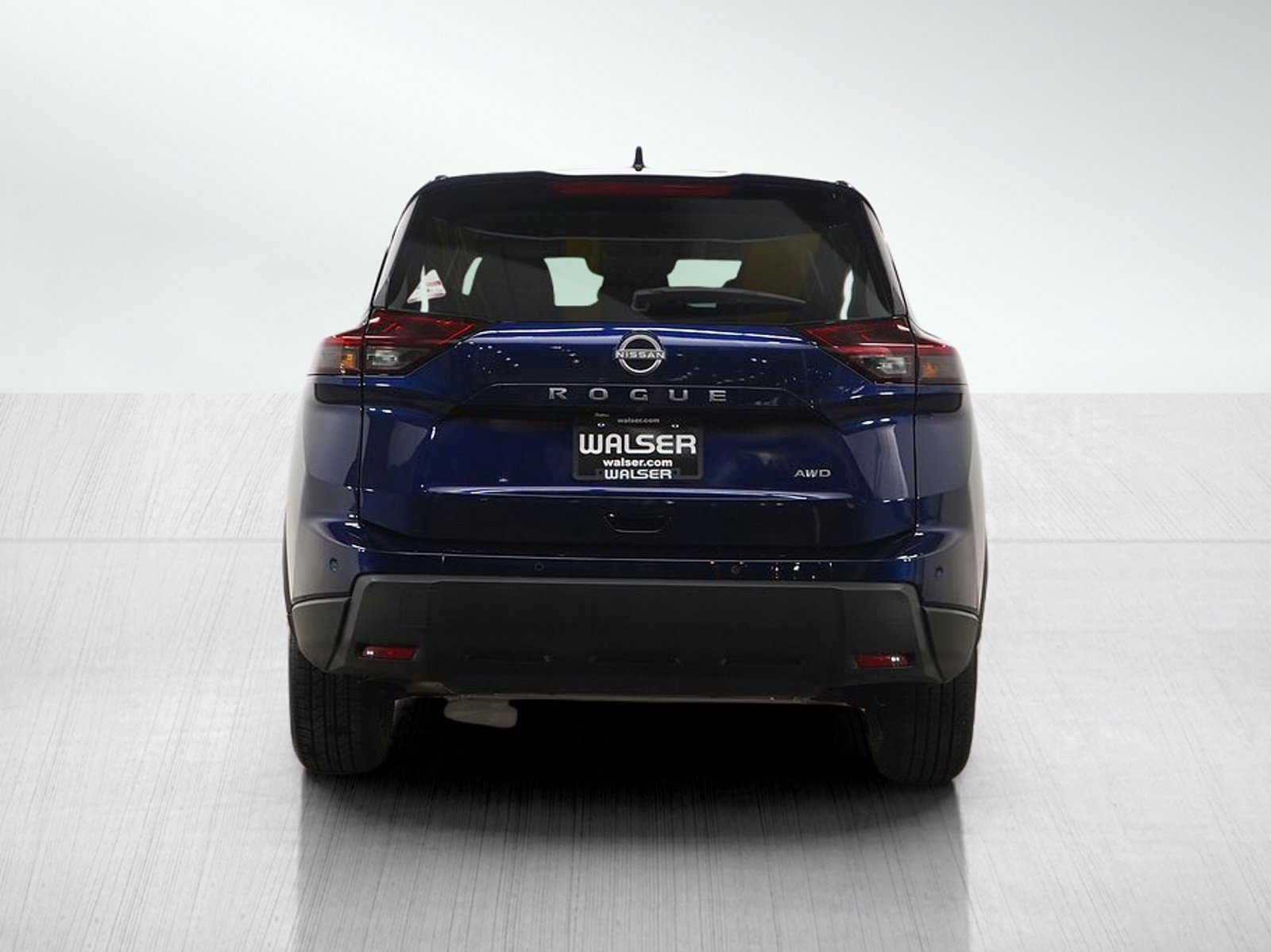 Used 2025 Nissan Rogue SV image 4