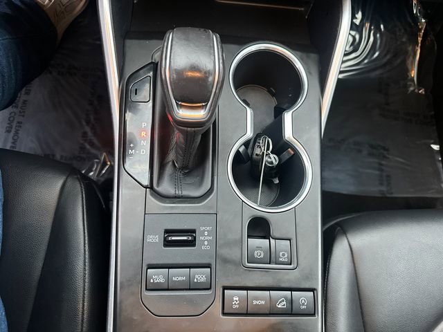 Used 2020 Toyota Highlander XLE image 42