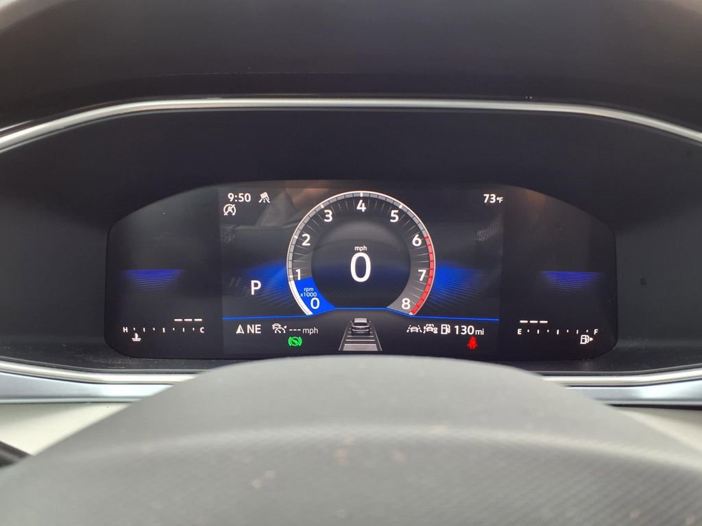 Used 2025 Volkswagen Taos SE AWD/4WD image 15