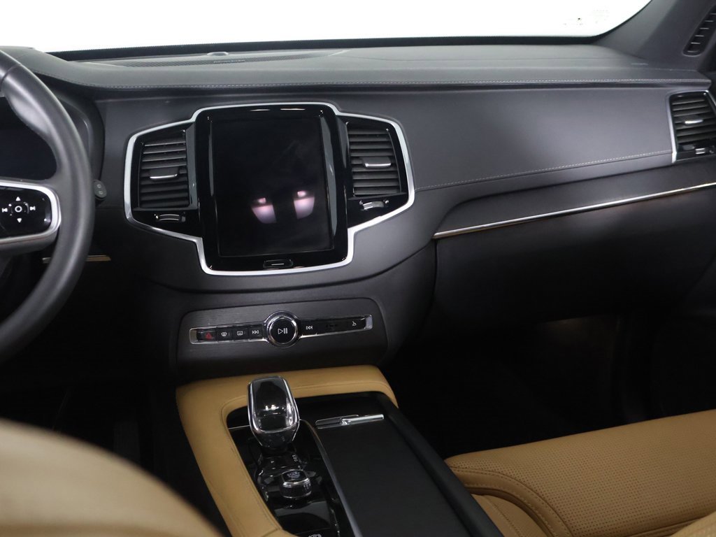 Used 2024 Volvo XC90 B6 Ultimate w/ Protection Package Premier image 41
