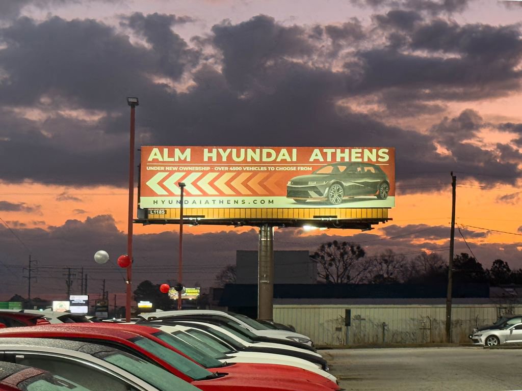 Used 2025 Nissan Frontier S w/ S Utility Package image 43