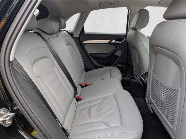 Used 2016 Audi Q3 2.0T Prestige image 16