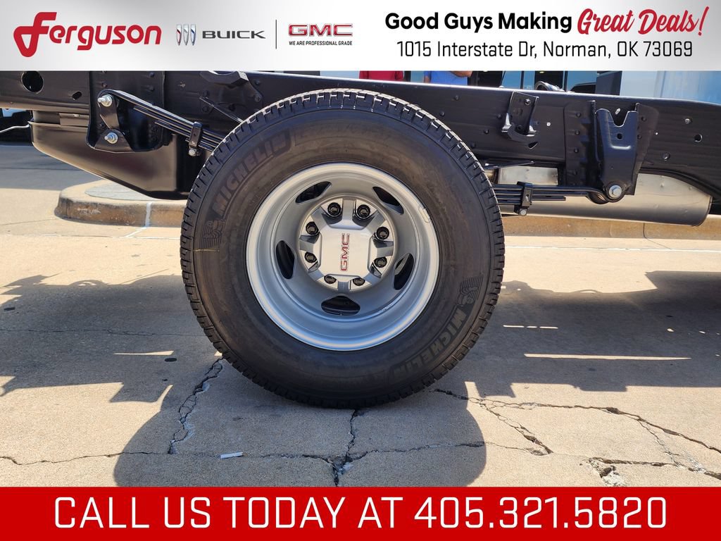 New 2026 GMC Sierra 3500 Pro w/ Convenience Package AWD/4WD image 48