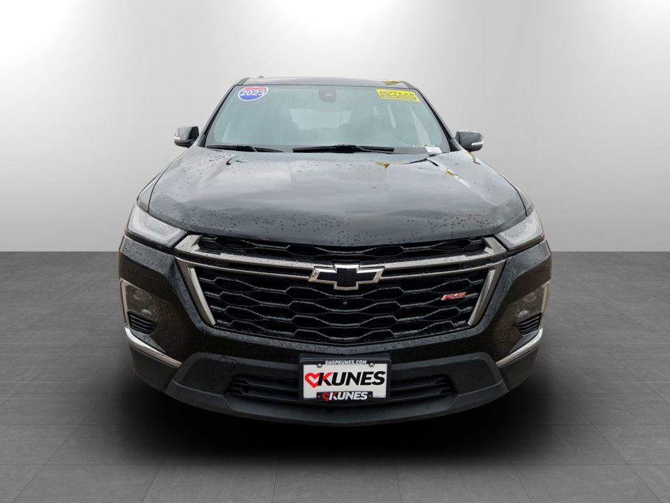 Used 2023 Chevrolet Traverse RS image 4
