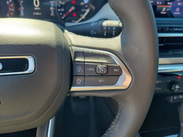 Used 2023 Jeep Compass Limited AWD/4WD image 18